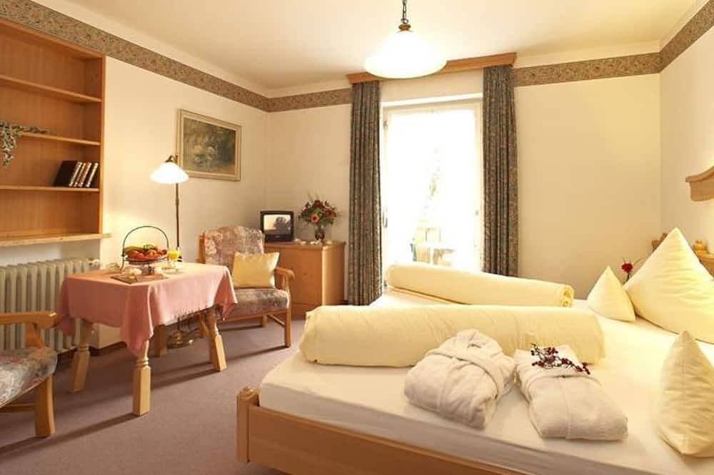 Doppelzimmer Kat. B (ab 7 Nächte) - Kur- & Vitalhotel Sonnen in Bad Kohlgrub, Bayerische Alpen
