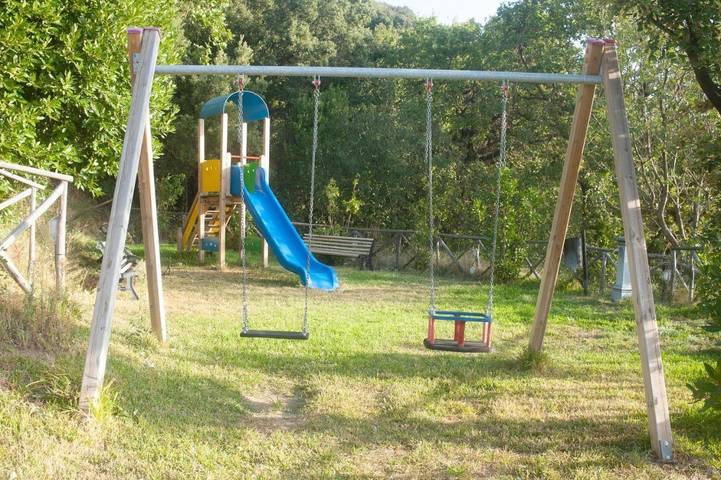 Chambre d’amis pour 4 personnes, avec vue ainsi que piscine et jardin, animaux acceptés à Cetara - 2