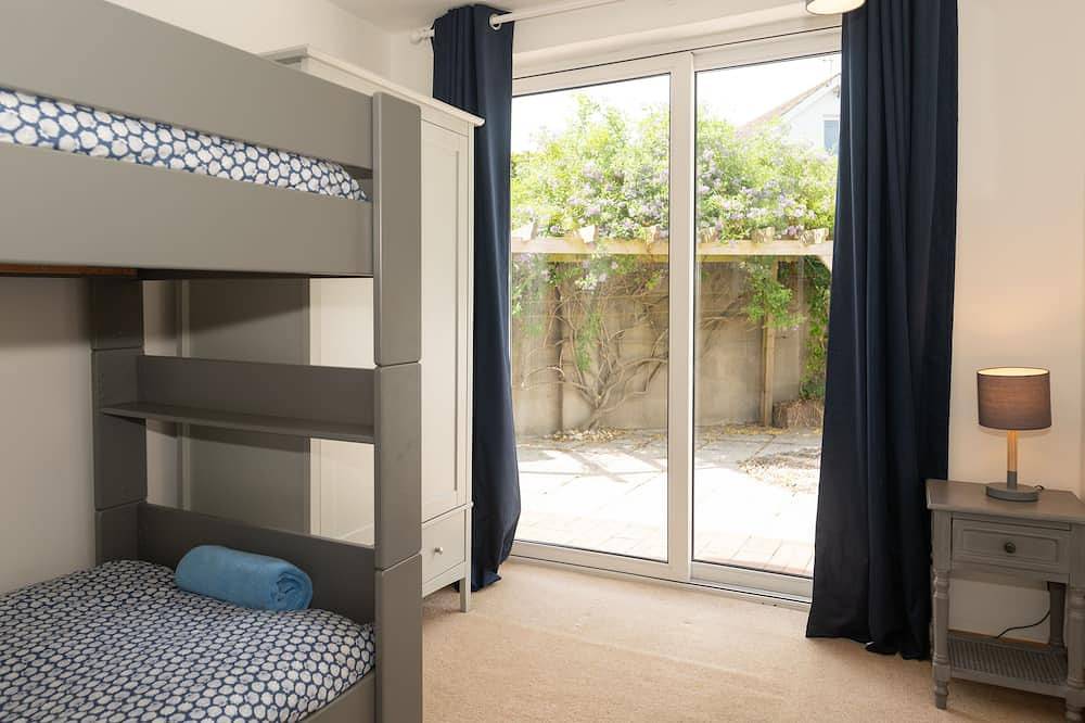 Entire apartment, Lower Upover - Woolacombe-4 Bed-Sleeps 7-tjsluo in Devon