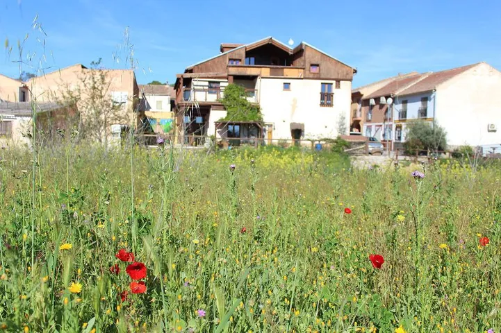 Gîte pour 33 personnes, avec piscine ainsi que balcon et jardin - 1
