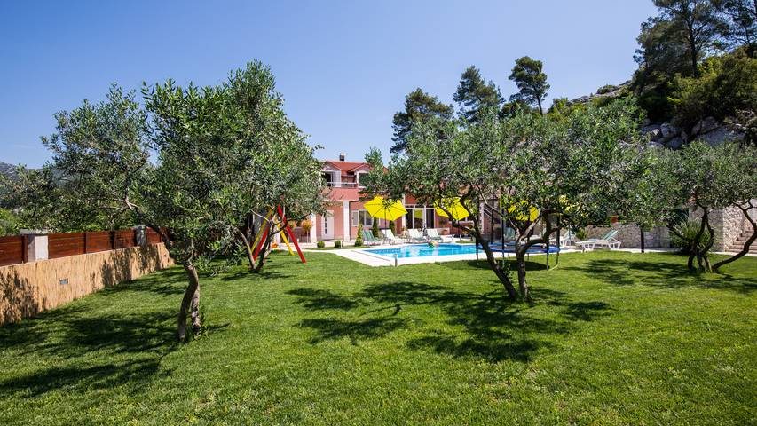 Holiday home Ostojic by Villas Guide in Ploce, Dubrovnik-Neretva