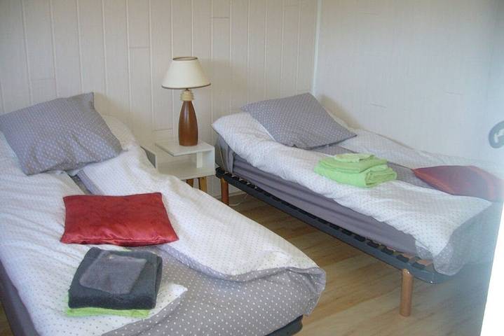 Chambre d’hôte pour 2 personnes, avec Jardin dans le Calvados - 2