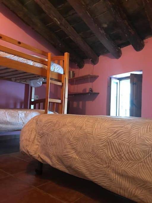 Casa de vacaciones para 10 personas, con balcón en Els Ports - 2