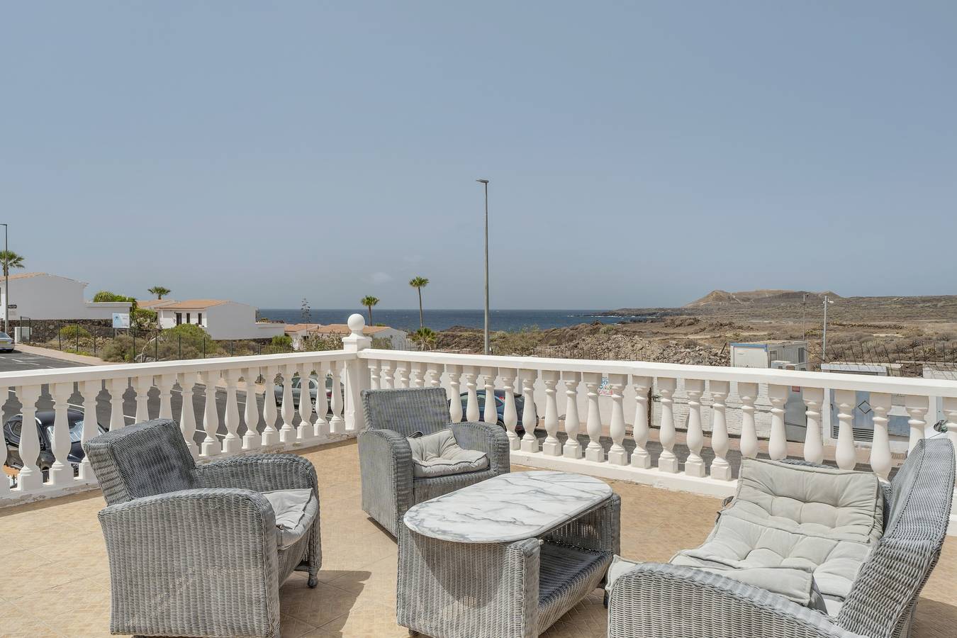 Holiday Villa 'Amarilla Golf' with Sea View, Wi-Fi and Air Conditioning in San Miguel de Abona, South Tenerife