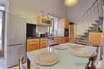 Gîte pour 4 personnes, avec jardin à Langoat