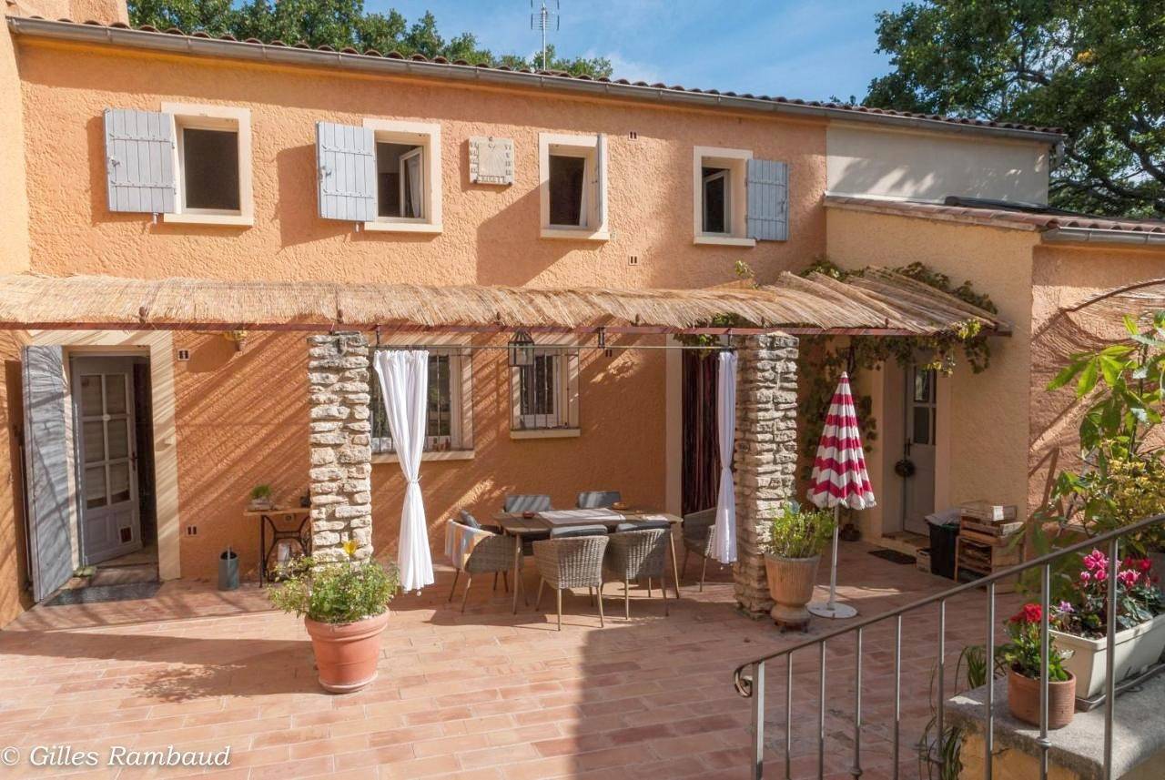 King Room with Garden View in Venasque, Parc naturel régional du Mont-Ventoux