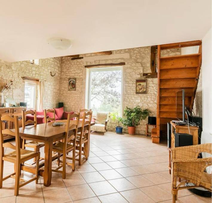 Location de vacances pour 8 personnes, avec piscine ainsi que terrasse et jardin à Cazes-Mondenard - 4