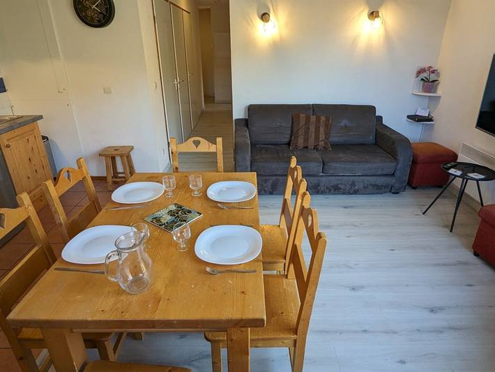 Ganze Wohnung, Schöne 3-Zimmer Whg, 8 Pers, nahe Pisten mit Wifi, Netflix und Parkplatz in Orcières, Nationalpark Écrins