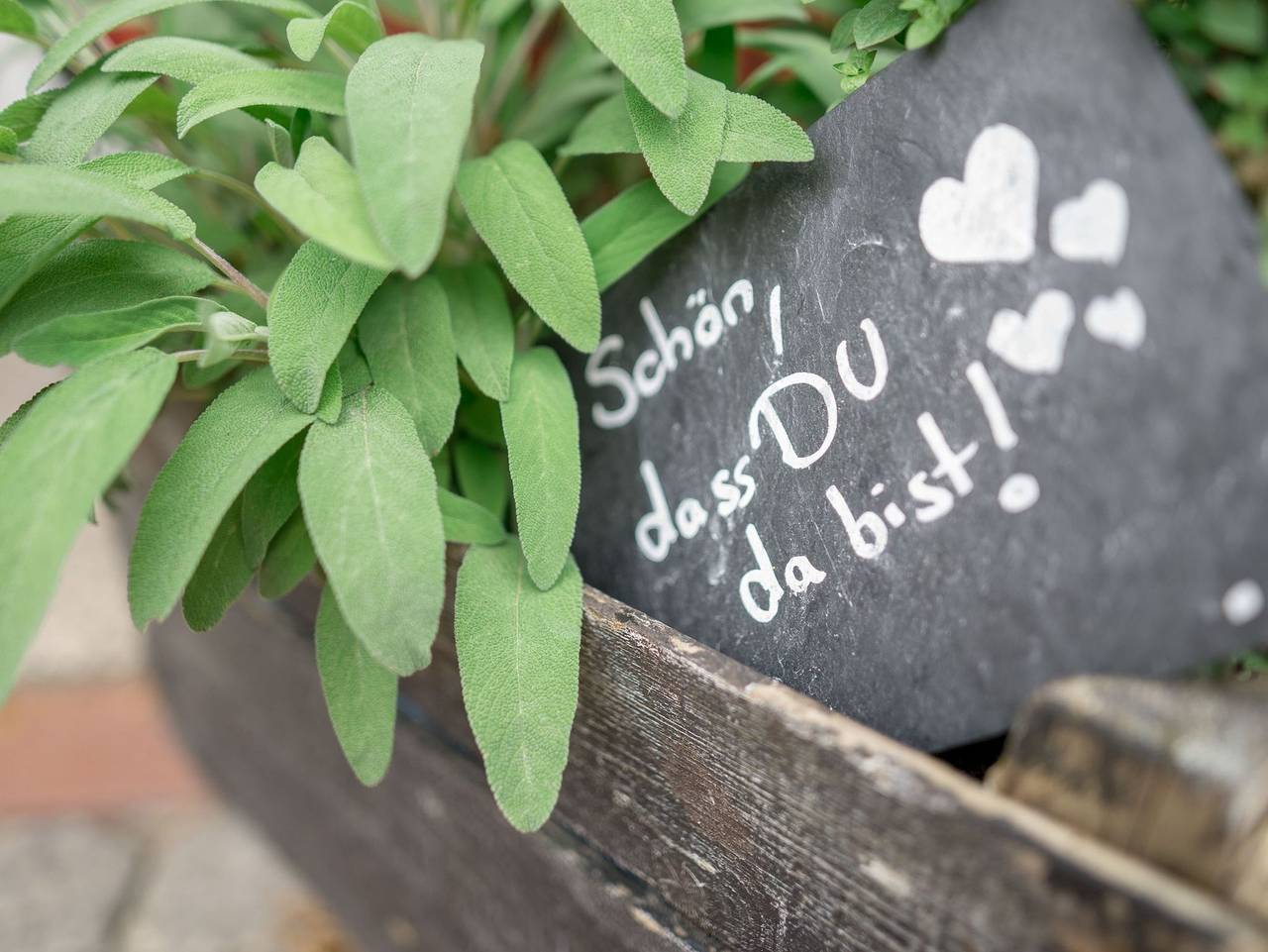 Hotel-Restaurant Bootshaus - Doppelzimmer, Hofseite in Bedekaspel, Südbrookmerland