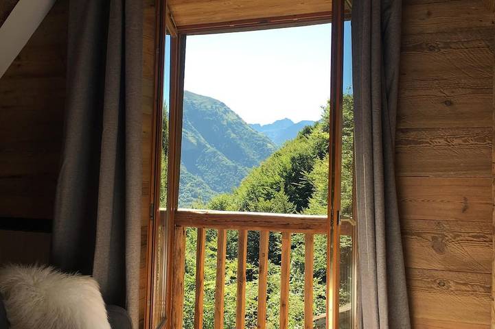 Location de vacances pour 8 personnes, avec jardin à Viscos - 4