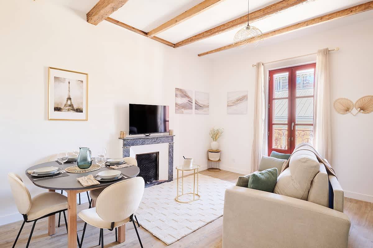 Apartamento entero, Myloctravel ✧ Cozy flat, Halles view, Ac in Béziers, Costa mediterránea (Francia)