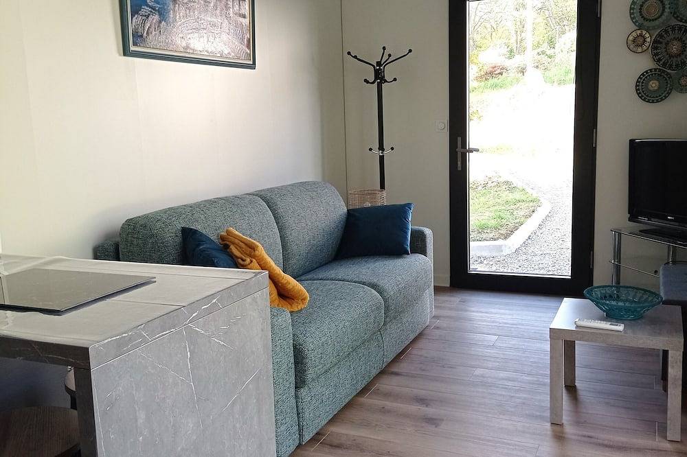 Appartement entier, Studio de jardin  idéal pour découvrir Brest effectuer un stage, une formation.. in Brest, Région de Brest