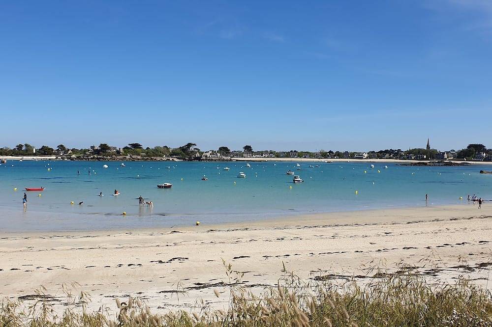 Maison 900m De La Plage Avec Spa Et Terrasse De 60m2 in Brignogan-Plages, Brest region