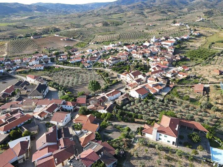 Location de vacances pour 4 personnes, avec balcon et vue à Vila Flor - 4