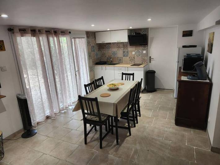 Gîte pour 6 personnes, avec jardin à Sauvian - 3