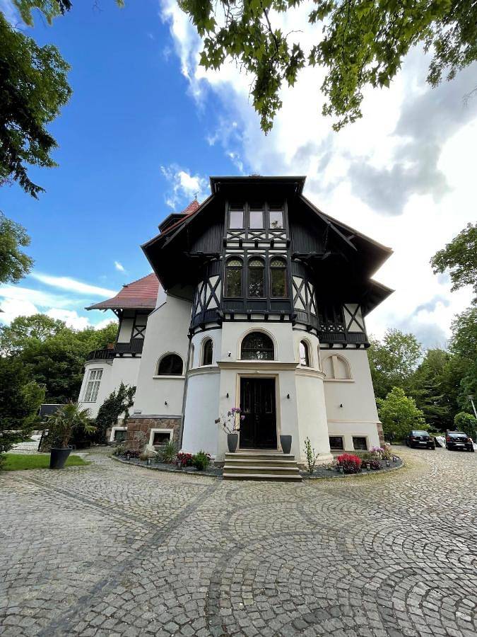 Ganze Wohnung, Villa Limburg in Leipzig-Süd, Leipzig