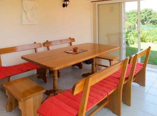 Ganze Ferienwohnung, Ein Apartment im Ferienhaus Zweirosen in Valbandon, Südküste Istrien