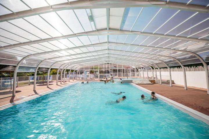Camping pour 4 personnes, avec piscine et terrasse, animaux acceptés à Les Moutiers-en-Retz - 3