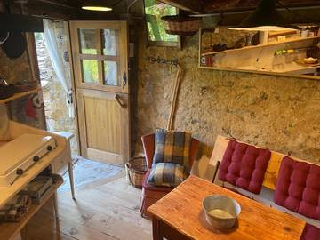 Gîte pour 2 personnes, avec piscine et vue ainsi que terrasse et jardin à Coll de Nargó