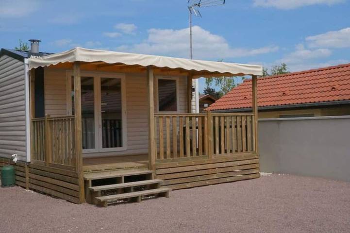 Camping pour 3 personnes dans l' Aube