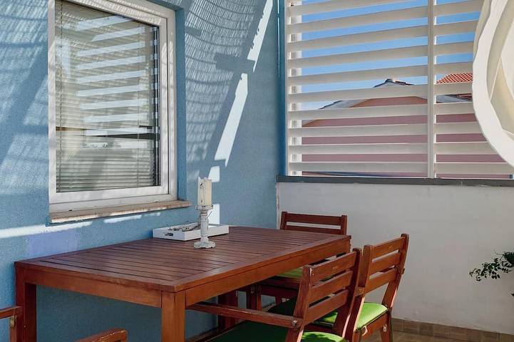 Ferienwohnung für 4 Personen, mit Terrasse und Garten in Petrcane
