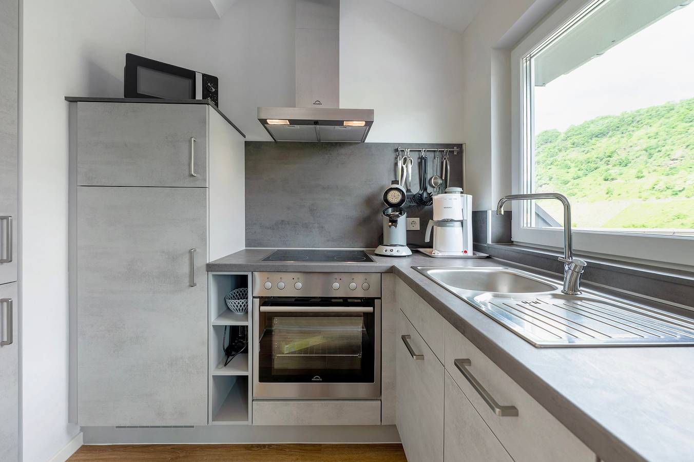 Appartement 'Moselnest' met uitzicht op het meer, gedeelde tuin en Wi-Fi, foto 8