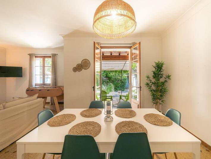 Location de vacances pour 8 personnes, avec Balcon/Terrasse et Piscine à Graveson - 4