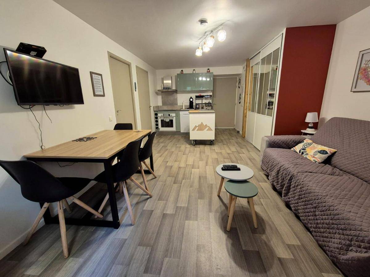 Appartement entier, Ecrin de bien être in Aulus-les-Bains, Parc naturel régional des Pyrénées ariégeoises