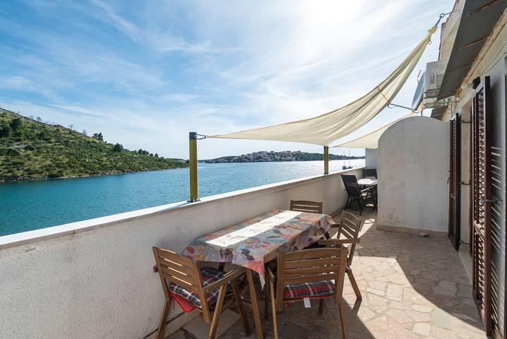Ganze Wohnung, Apartments Sinisa in Rogoznica, Šibenik-Knin