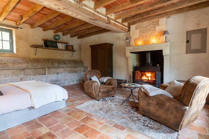 Location de vacances pour 2 personnes, avec terrasse et jardin dans Berd'huis