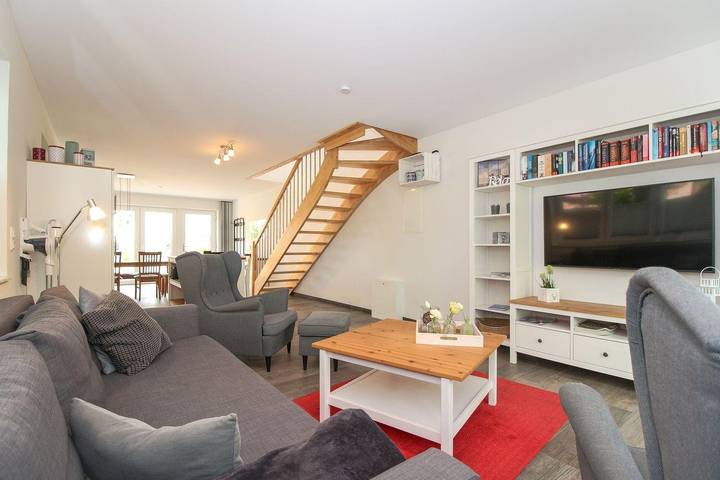 Ferienwohnung für 4 Personen, mit Terrasse und Garten in Norden - 3