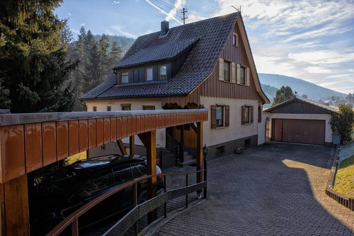 Ferienhaus Enztalblick - Ferienhaus mit Garten, 3 Schlafzimmer, max. 6 Personen in Enzklösterle, Nordschwarzwald