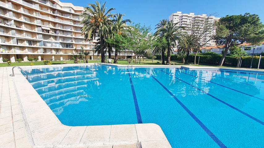 Location de vacances pour 7 personnes, avec jardin et balcon, adapté aux familles à Gandia