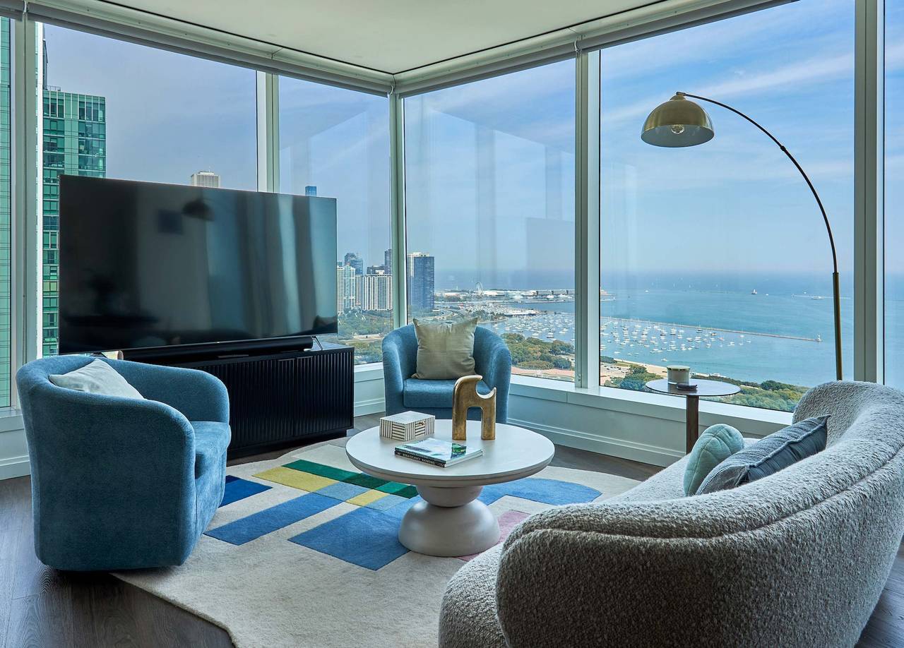 Apartamento entero, 43 Fl World-Class Escape w Breathtaking Lake Views in Chicago, Condado de Cook