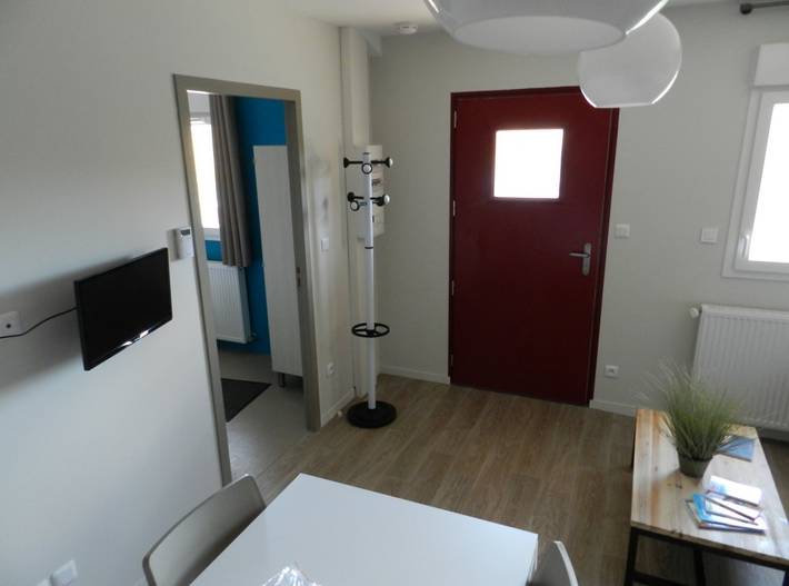 Gîte pour 2 personnes, avec balcon et jardin dans l' Ain - 2