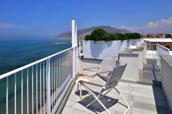 Ferienwohnung für 3 Personen, mit Balkon und Terrasse sowie Ausblick