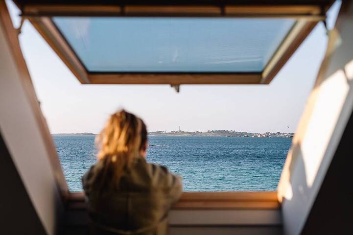 Location de vacances pour 8 personnes, avec terrasse dans Plage du Ruguel