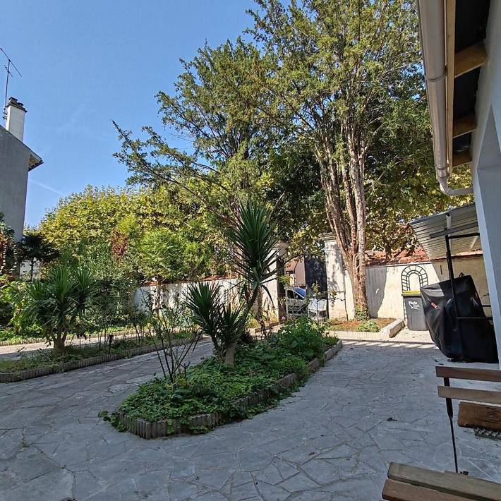 Appartement de vacances pour 2 personnes, avec vue ainsi que jardin et terrasse