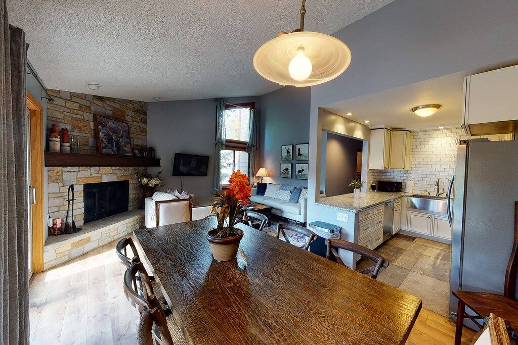 Lakeview Townhome with Mountain-View Balcony | Near Slopes & Lake in Avon, Beaver Creek