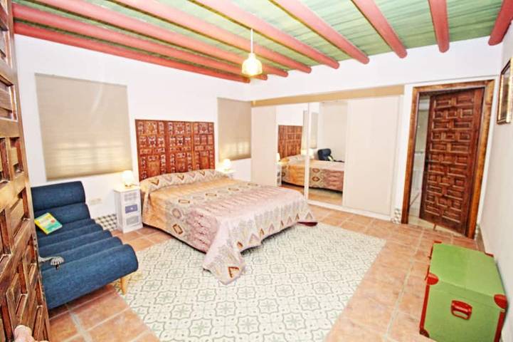 Villa avec sauna Hamman et piscine à Séville in Urbanización La Celada, Carmona
