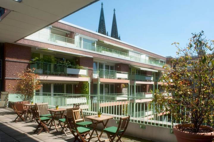 Ferienhaus für 3 Personen, mit Sauna und Pool sowie Garten und Whirlpool in Köln - 3