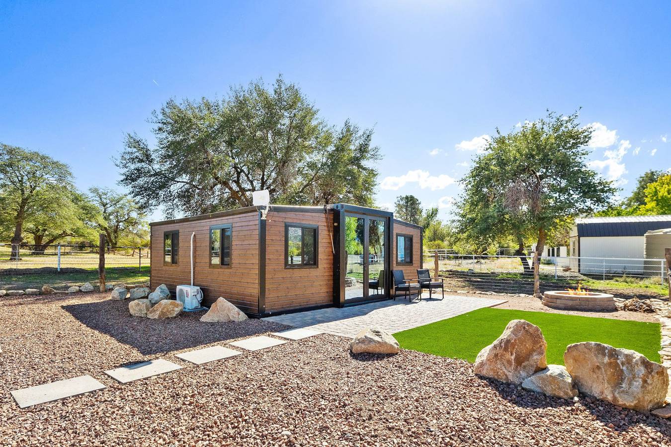 Zebra Ranch 2-Br Tiny Home|Mtn View•Trails•Brbq in Yavapai County