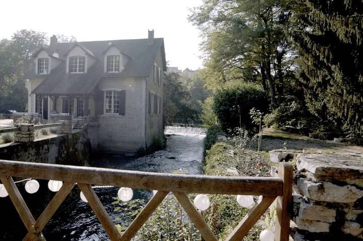 Location de vacances pour 15 personnes, avec Balcon et Jardin à Clamecy