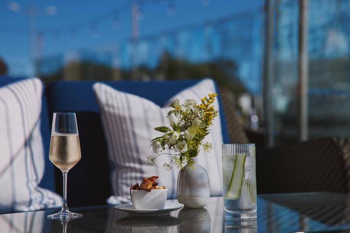 Hôtel pour 2 personnes, avec jacuzzi et terrasse ainsi que sauna et piscine dans Saint-Hélier - 4
