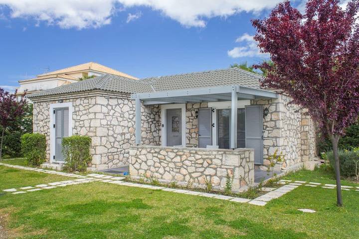Villa per 4 Persone  + 2 Bambini ca. 70 qm in Agrilia, Isole ioniche (Zakynthos) in Zante