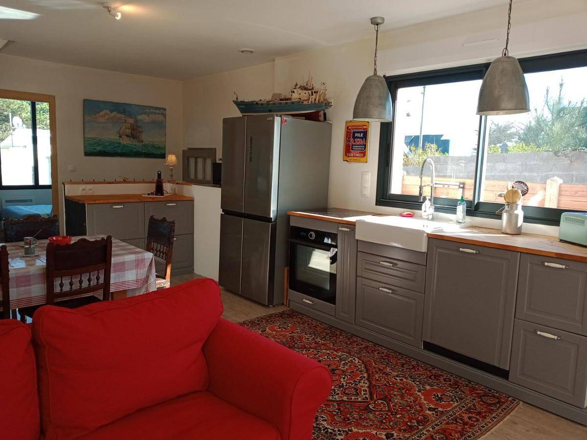 Three-Bedroom House in Saint-Martin de Bréhal, Bréhal