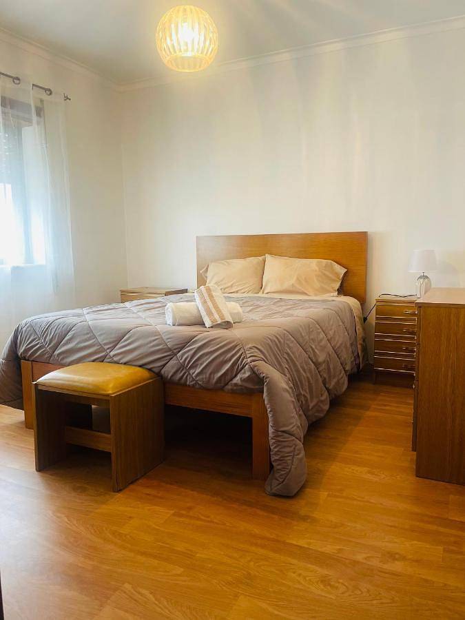 Apartamento de férias para 7 pessoas, com vista e varanda e ainda vista para o lago em Vila Praia de Ancora