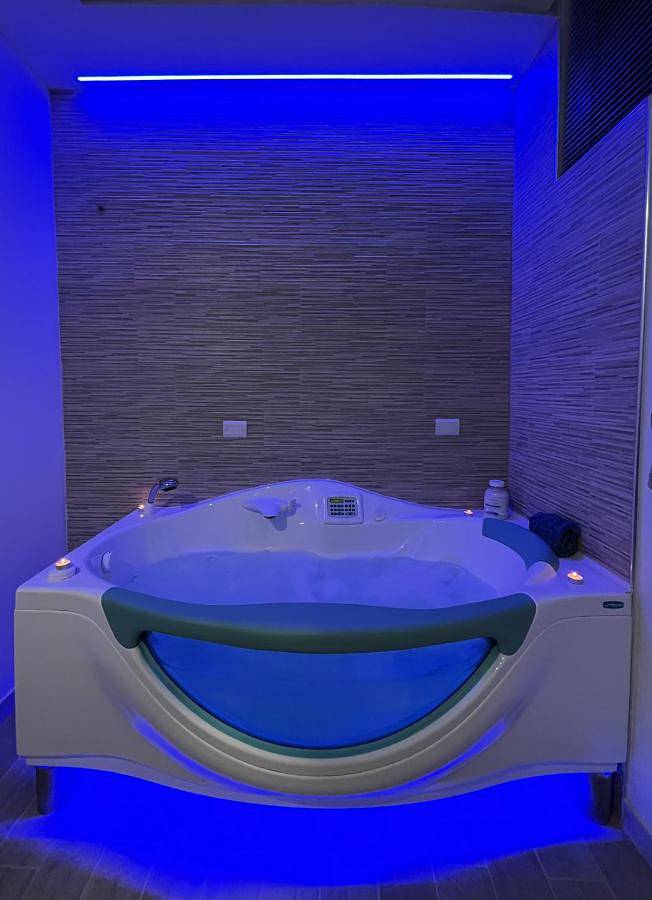 Blue Suite in Mola di Bari, Provincia di Bari