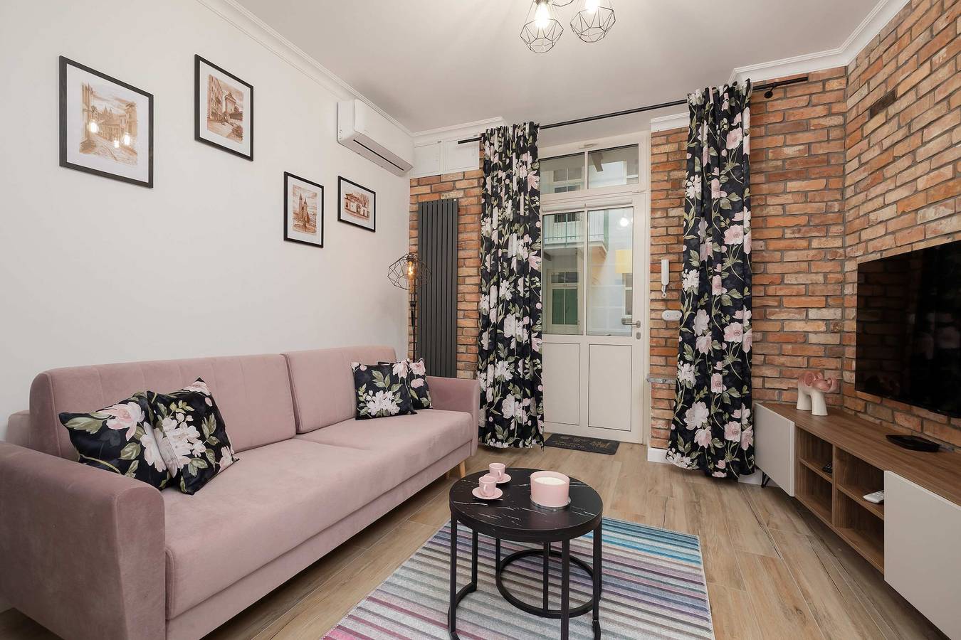 Hel lägenhet, Stylish Apartment in the Heart of Krakow | Air Conditioning in Kazimierz, Kraków
