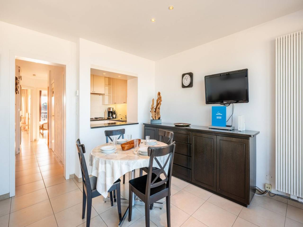 Ganze Wohnung, Renovierte Wohnung mit Meerblick
 in Koksijde-Bad, Koksijde